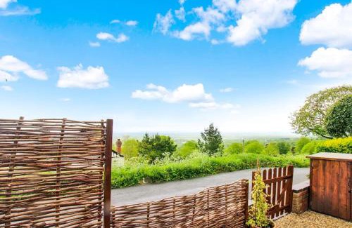 Malvern House | Romantic & Cosy Cottage with Direct Access to the Hills