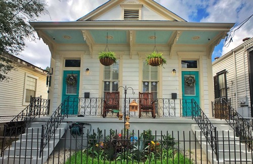 Saint Thomas Development House | Romantic Couple's Retreat in Heart of Walkable Historic Lower Garden District