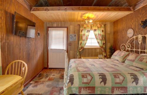 Greers Ferry Apartment | Romantic Escape in Greers Ferry Less Than 1 Mi to Lake