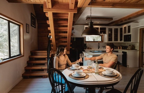 Mariposa House | Romantic Forest Loversnest by Casa Oso