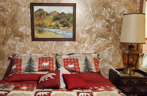 Wells Apartment | Romantic getaway in woods surrounding -0.8 miles from Public beach