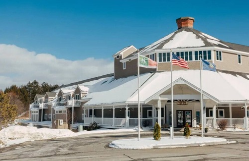 Brownsville Apartment | Romantic Getaway or Family winter adventures in 2BD w/resort activities