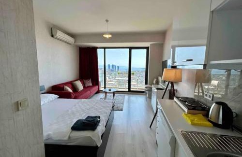 Kartal Apartment | Romantic Getaway Studio Suite Sea View at Kartal