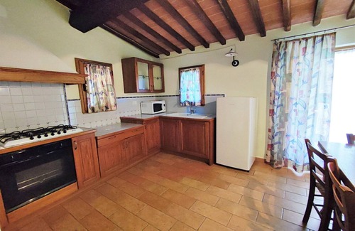 Gambassi Terme House | Romantic Home in Gambassi Terme