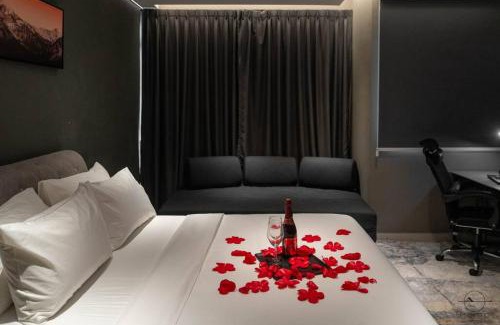 Johor Bahru Apartment | Romantic Homestay JB #Bathtub #Couple #Mood