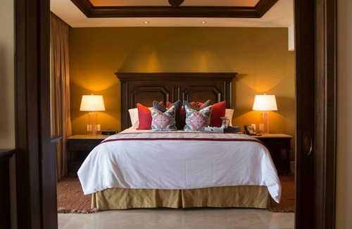 Marina Resort | Romantic Luxury Ocean Front One Bedroom Condo, in the heart of cabo