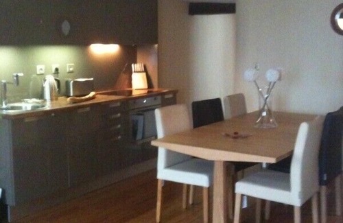 Les Iles Apartment | Romantic Paris apartment, large 1 bedroom on the chic Ile Saint Louis
