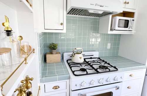 Encinitas Cottage | Romantic Remodeled Historic Sea Cottage w/Fireplace - Encinitas Moonlight Beach