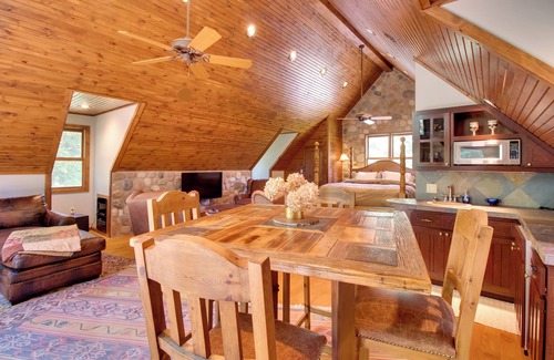 Gassville Apartment | Romantic River Retreat in Gassville