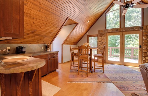 Gassville Apartment | Romantic River Retreat in Gassville