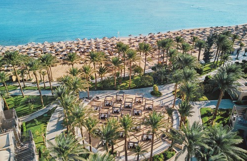 Makadi Bay Hotel | Romantic Suite with Oceanfront Views Ideal for Couples with 2 Pools and Spa