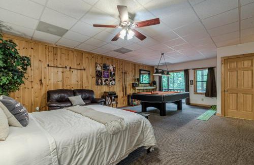 Cleveland House | Romantic Tip Top Hideaway, 10 MINUTE FROM HELEN