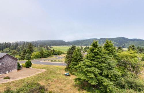 Pacific City House | Romantic Views 4 Miles