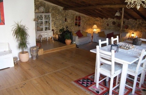 Reguengo Grande Cottage | Romantic villa w / patio and pool, complete privacy