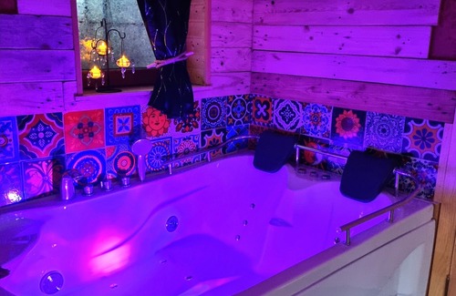 Verlaine Bed & Breakfast | Romantic wellness guesthouse with sauna, whirlpool and jacuzzi!