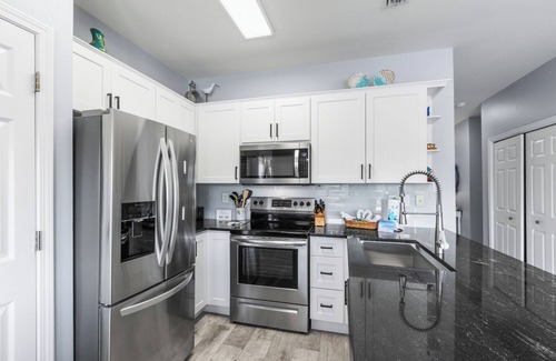 Orange Beach Condo | Romar Lakes 103B