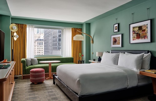 Central New York City Hotel | Romer Hell's Kitchen