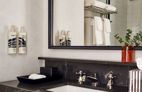 Central New York City Hotel | Romer Hell's Kitchen