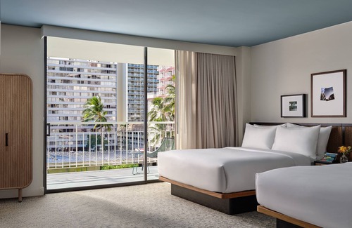 Waikiki Hotel | Romer House Waikiki