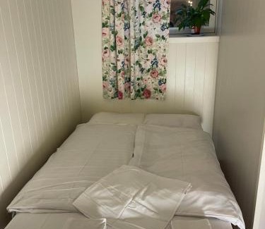 Tromsdalen Apartment | Romslig hybel leilighet
