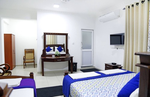 Seeduwa - Katunayake Hotel | Ronaka Airport Transit Hotel