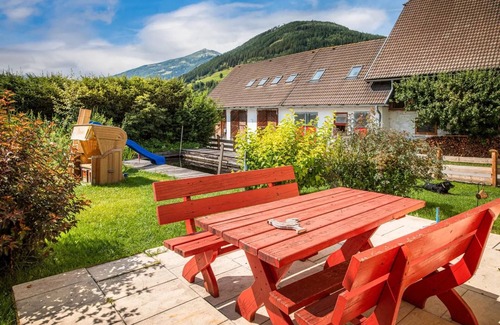 Sankt Margarethen im Lungau Apartment | Room 'Preberblick' with Mountain View, Shared Terrace and Wi-Fi