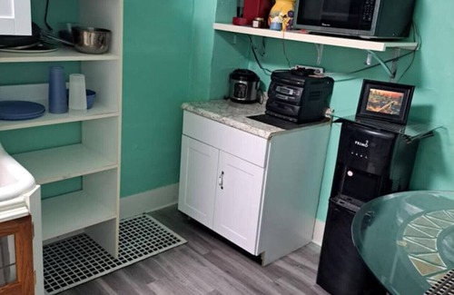 Downtown Akron Apartment | Roo's Playhouse: Cozy 1-Bed, 1-Bath Apartment