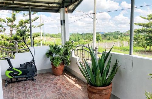 Malolos City House | Roof Deck Suite at Matildes Sanctuary