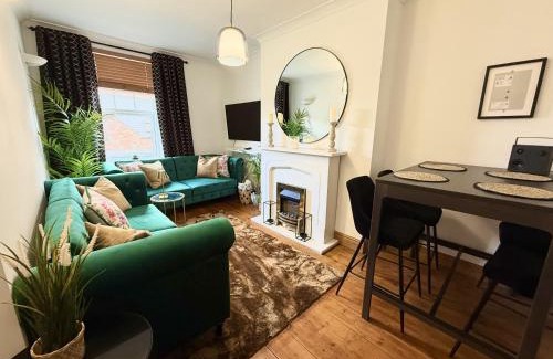 New Forest District Apartment | Roof Garden @ No.60 High Street
