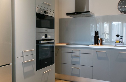 Newry Apartment | Rooftop city centre location, luxury styling and superior amenities