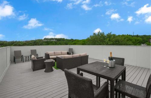 Haynes Area House | Rooftop Large Backyard Fire Pit Near Downtown Nashville
