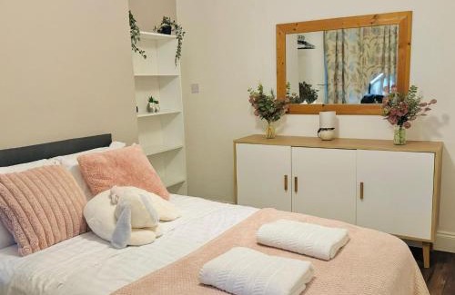Bootle House | Room 1 Shared House