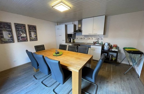 Klosterle Apartment | Room 1 - twin room, shower/toilet on the floor - Haus St. Martin