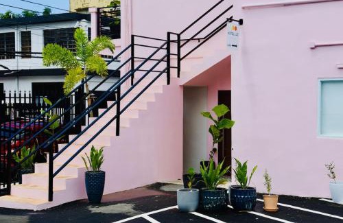 Santurce Hotel | Room 11 Balcony Bliss in Creative Santurce
