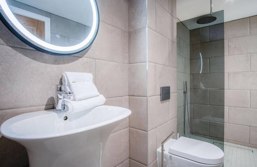 Pen-y-cae Apartment | Room 11 - The Sleeping Giant - Pen Y Cae Inn
