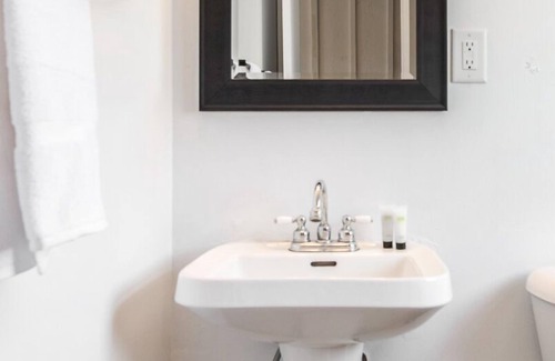 Balsam Lake Apartment | Room 2 Boutique Hotel Balsam Lake WI