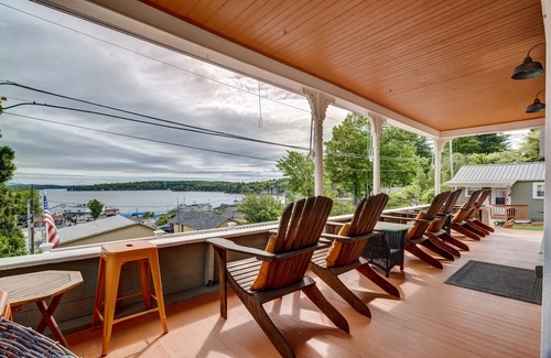 Weirs Beach House | Room 2 (Second Floor Private Bathroom)