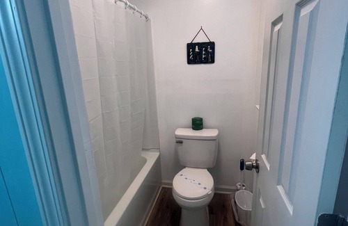 Topsail Beach Hotel | Room #202 Efficiency King w/Kitchen Dog Y