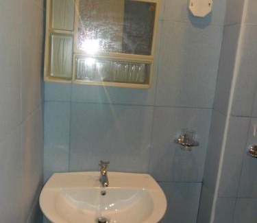 Moalboal Apartment | Room 3