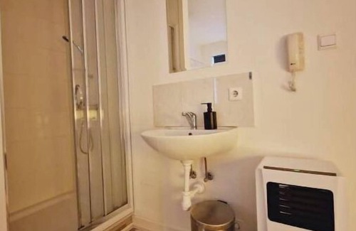 Tongelre Apartment | Room 303 - Eindhoven