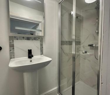 Nottingham Apartment | Room 4 NG3 2AZ