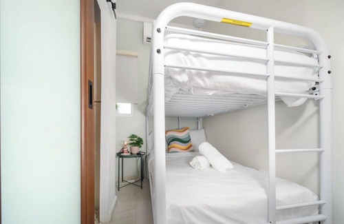 Santurce Hotel | Room 6: Affordable Cool in Santurce Arts Area