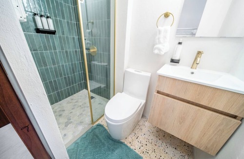 Santurce Hotel | Room 6: Affordable Cool in Santurce Arts Area