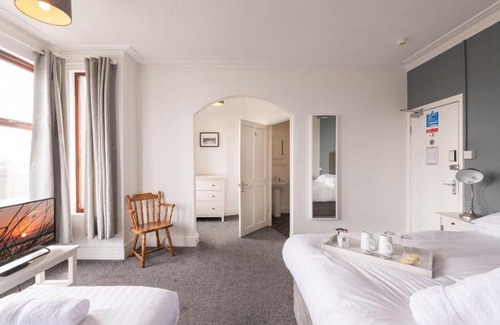 Rhosneigr House | Room 6 - Glan Neigr