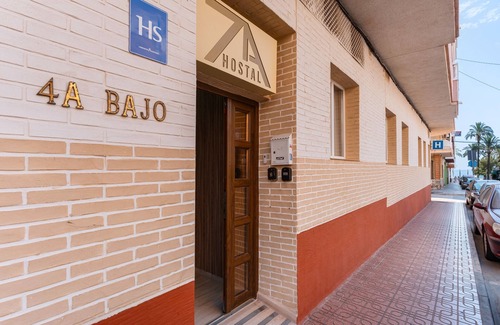 Torrevieja Apartment | Room '7A 6' with Wi-Fi and Air Conditioning