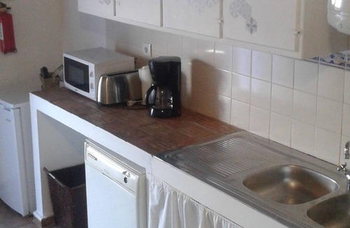 Mertola Apartment | Room 8- Castle House In Historic Center