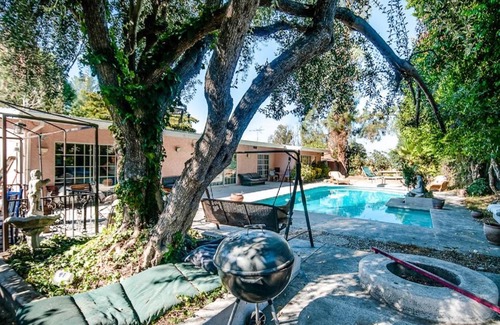 Woodland Hills Bed & Breakfast | Room at the house of Movies