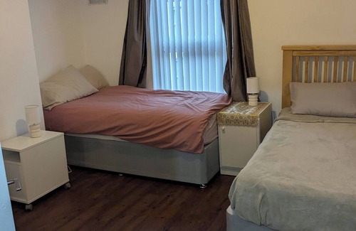Liverpool House | Room-best Homestay Close To City Centre