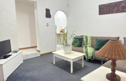 White River House | Room-busa House One Bedroom Unit