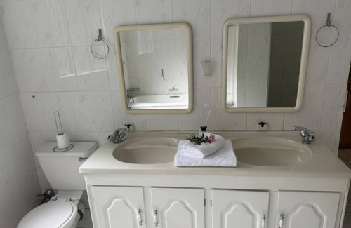 White River House | Room-busa House Self-catering Unit